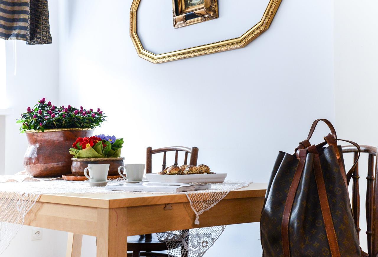 Sunny Apartment In Old Town Varşova Dış mekan fotoğraf